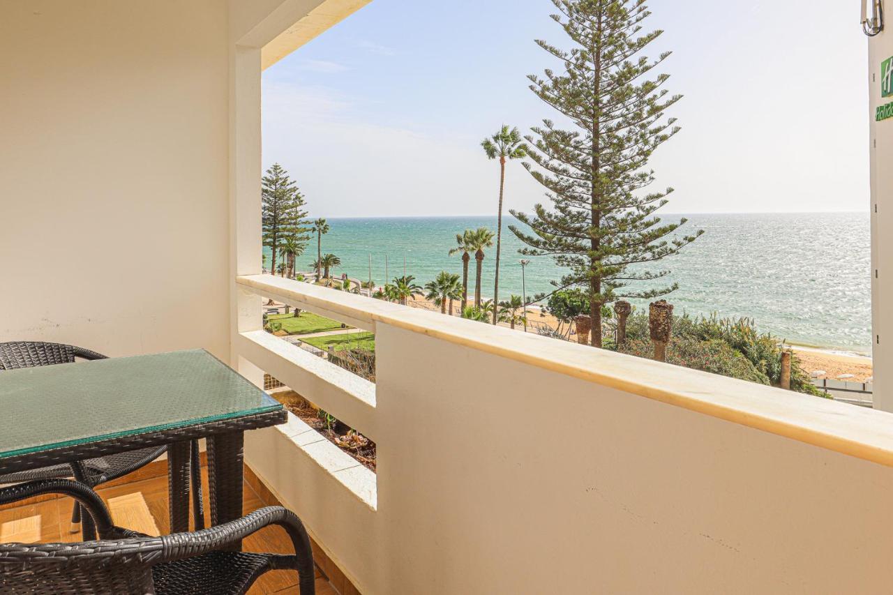 Beira Mar - Sea View - Ac - Wifi - By Bedzy Apartment Armacao de Pera